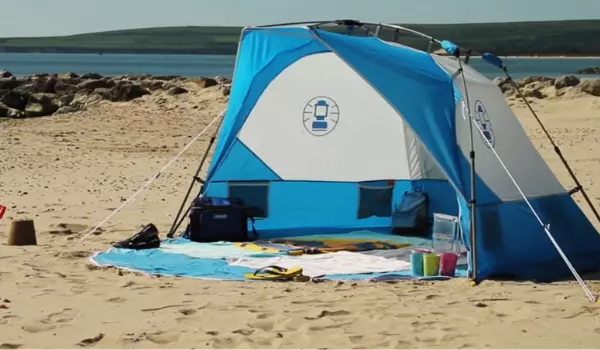Coleman Instant Sundome beach tent
